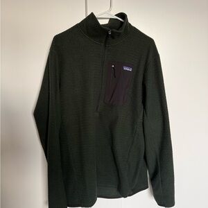 Patagonia Men's Dark Green Zip-Up Sweater